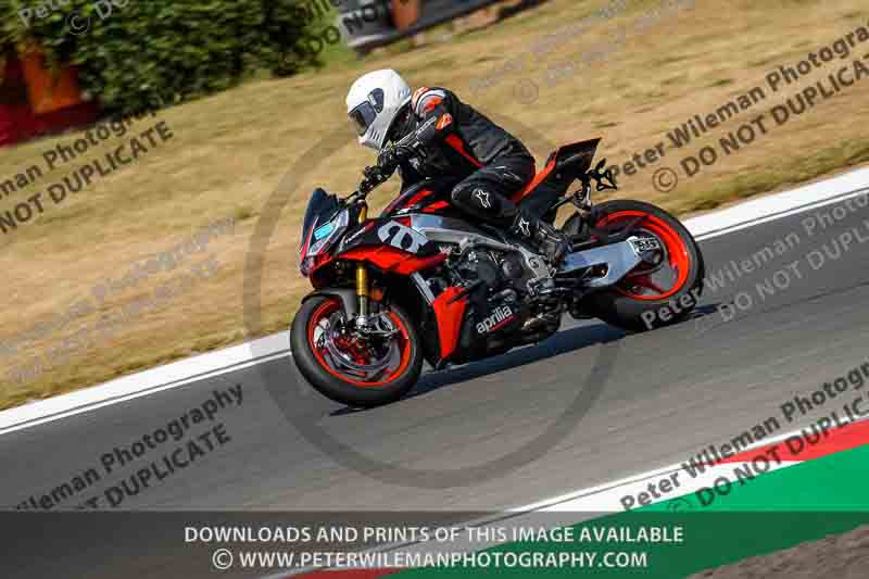 donington no limits trackday;donington park photographs;donington trackday photographs;no limits trackdays;peter wileman photography;trackday digital images;trackday photos